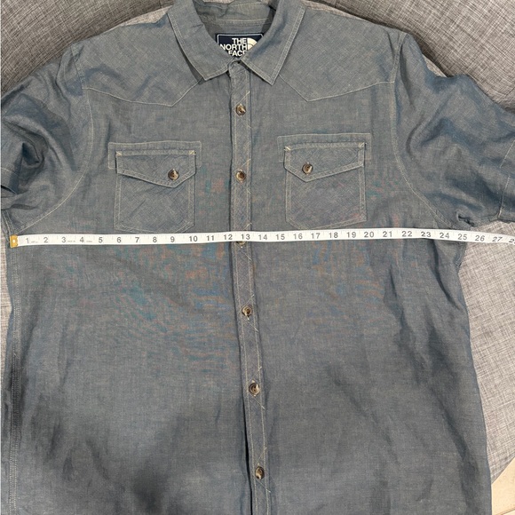 The North Face Men's Vintage Blue Casual Shirt - Picture 5 of 9